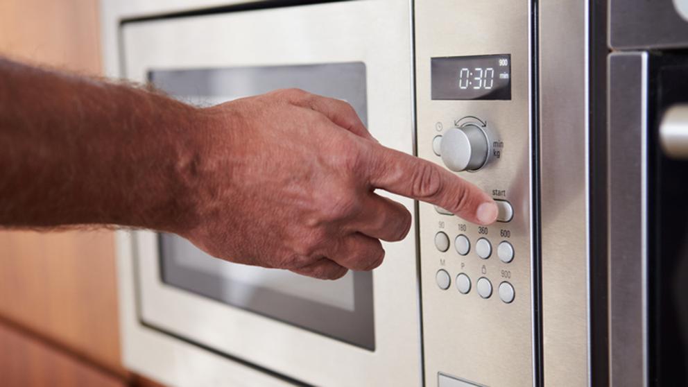 ¿A que temperatura debo calentar la comida para evitar el contagio de la Covid-19?